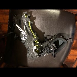 Women’s kick ball sneakers